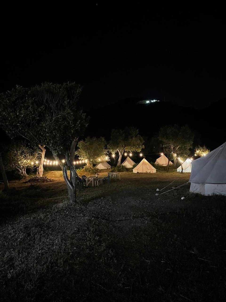 Riverside Bunec Camping Piqeras Exteriér fotografie